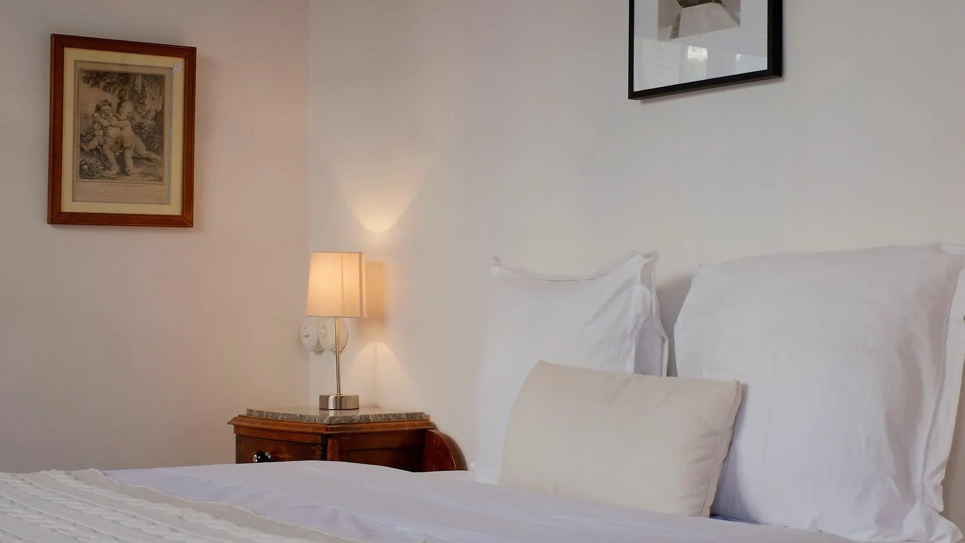 Honore - Hotel Pour Nomades Reveurs - 7 Jean Fabre リヨン